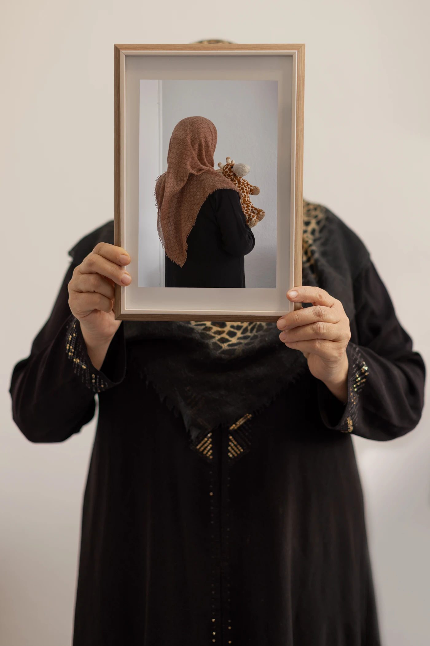 Making visible those who have to remain unseen — photograph 9